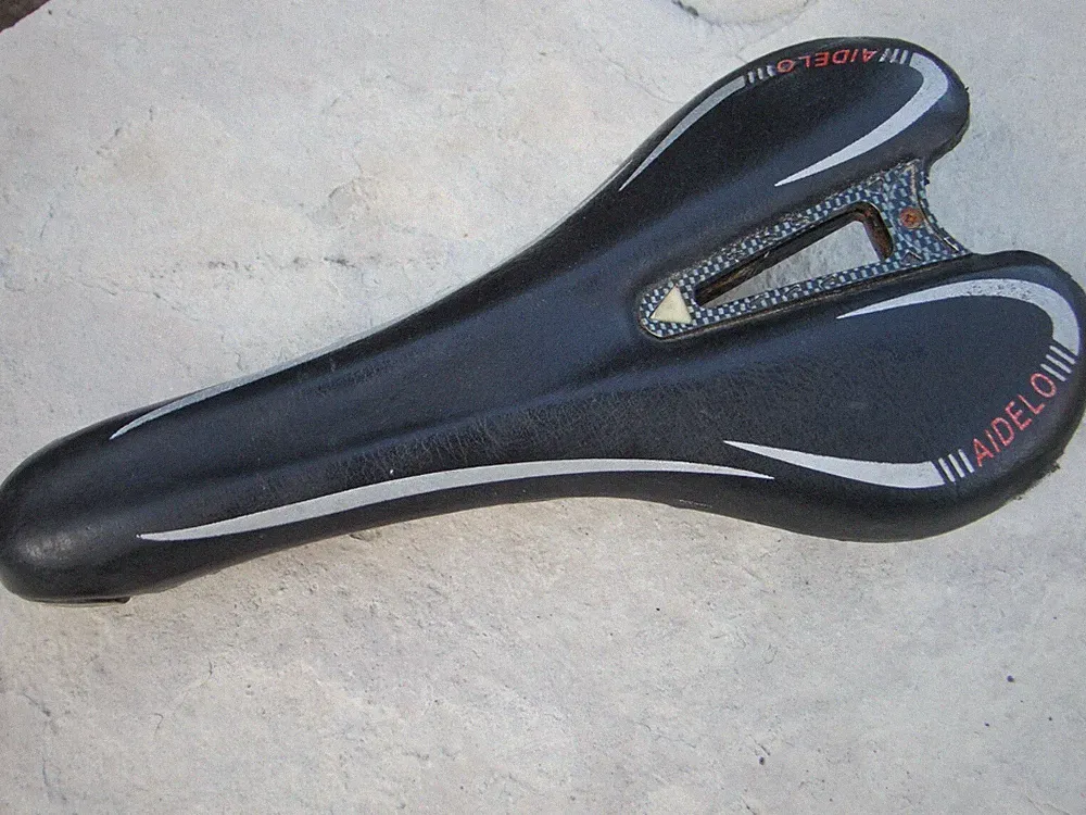 AIDELO Padded Road Bicycle Seat/Saddle, Black Polyurethane Foam 11" Long